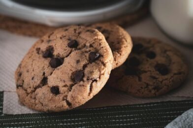 Chocolate Chip Cookies That Stay Soft for Days